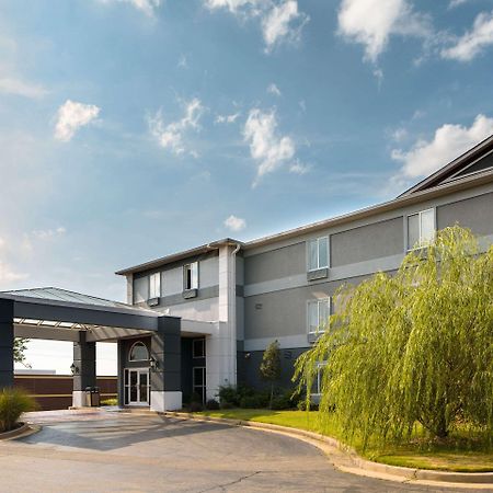 Quality Suites Memphis/ Wolfchase Galleria Екстер'єр фото