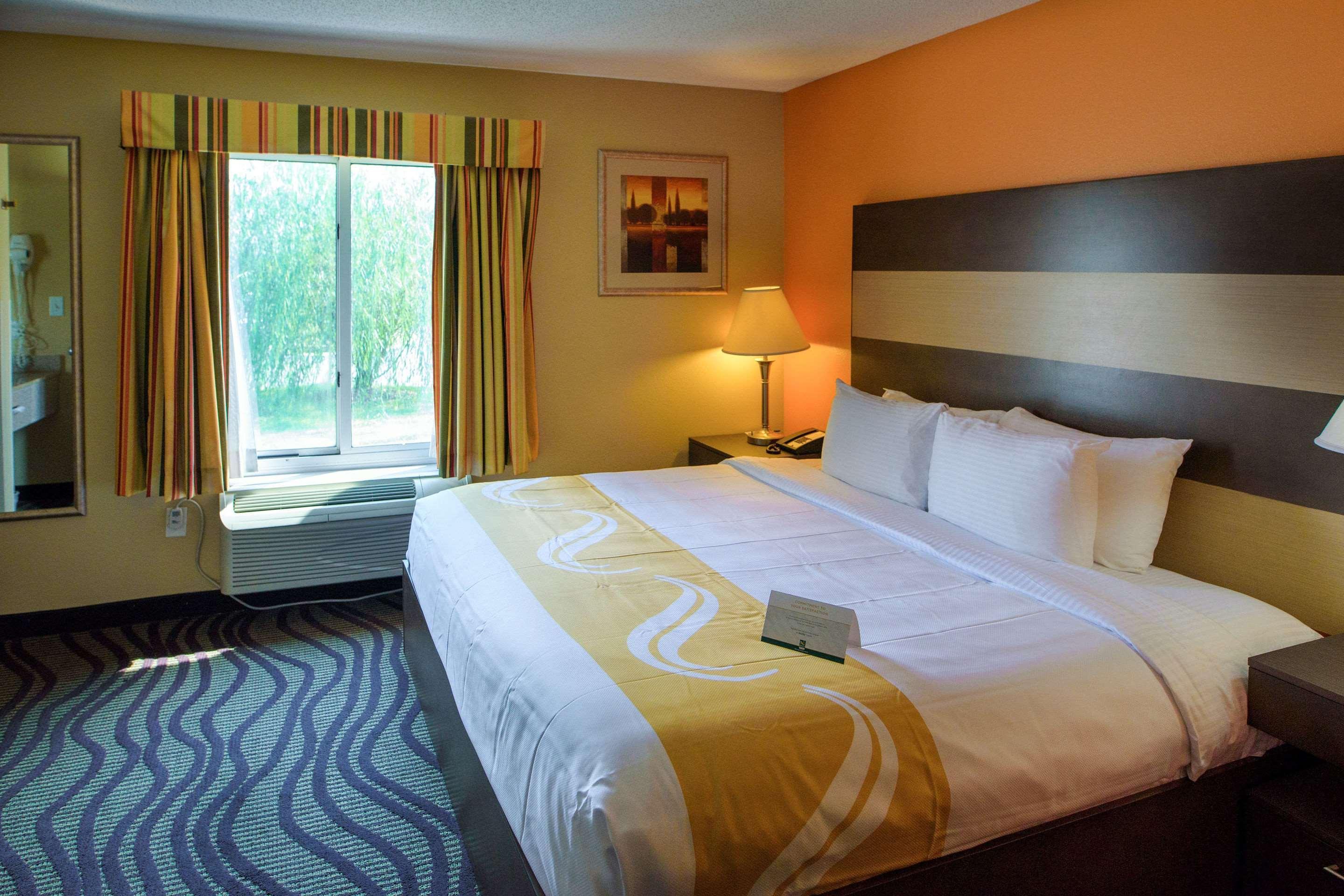 Quality Suites Memphis/ Wolfchase Galleria Екстер'єр фото