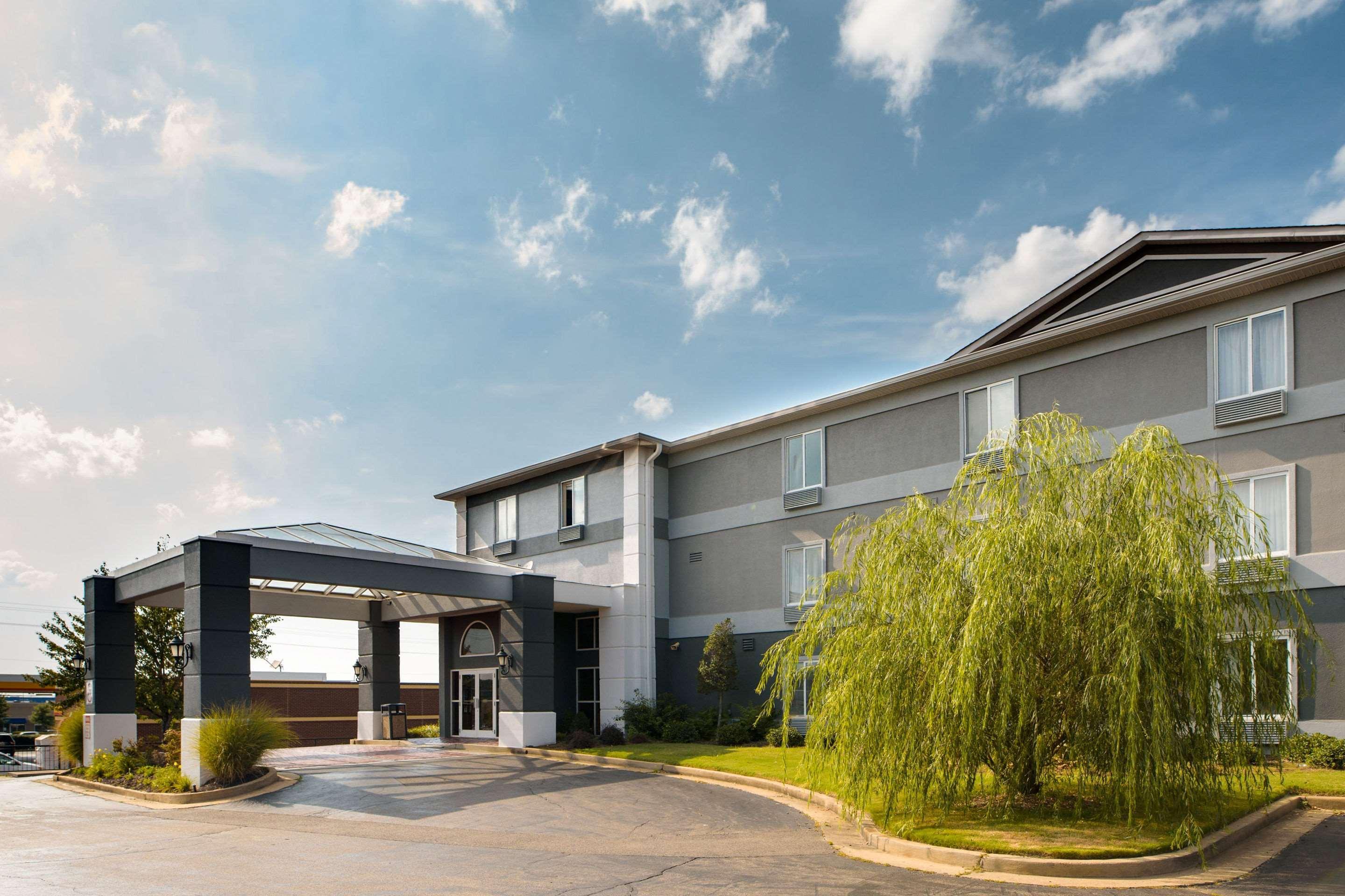 Quality Suites Memphis/ Wolfchase Galleria Екстер'єр фото