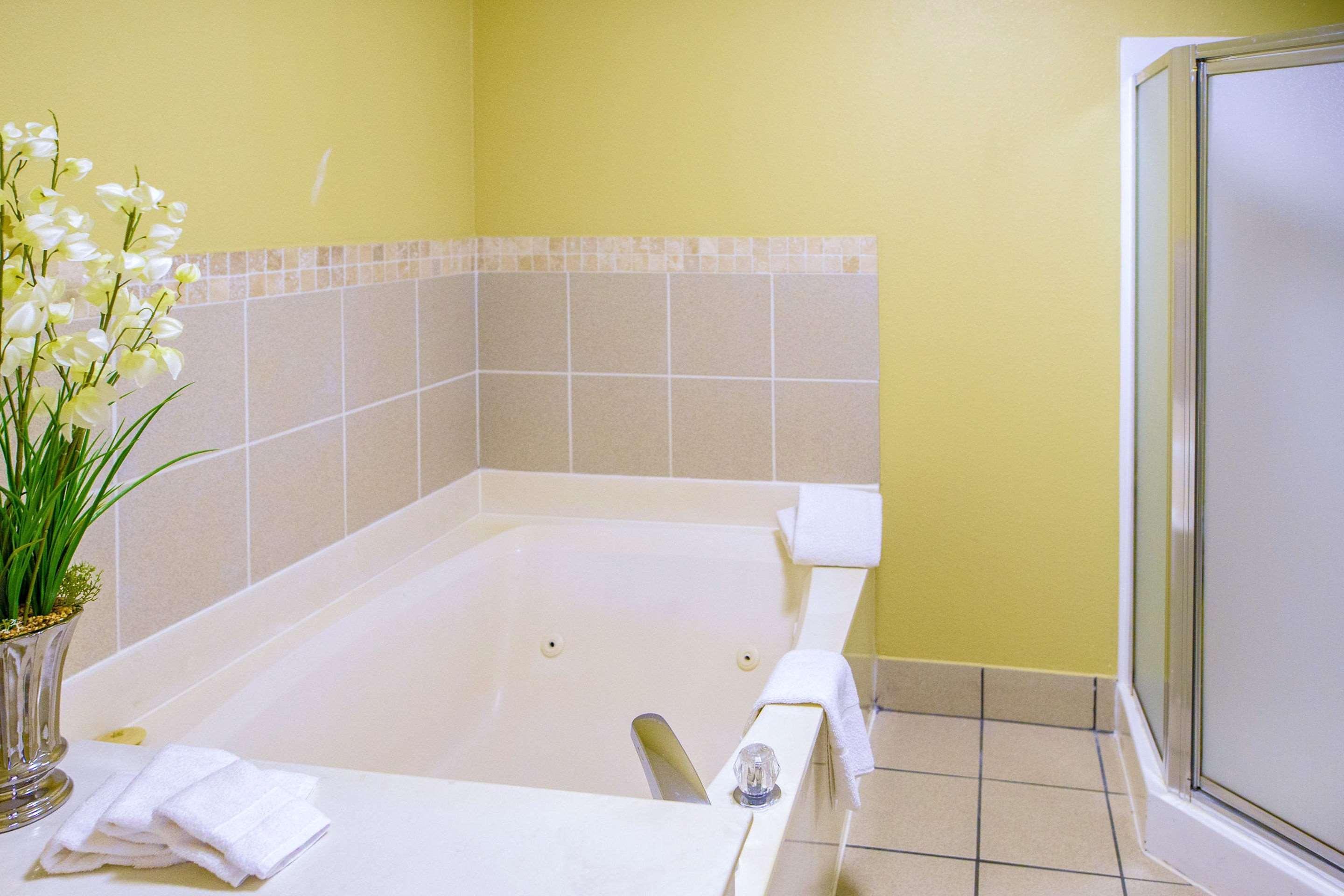 Quality Suites Memphis/ Wolfchase Galleria Екстер'єр фото