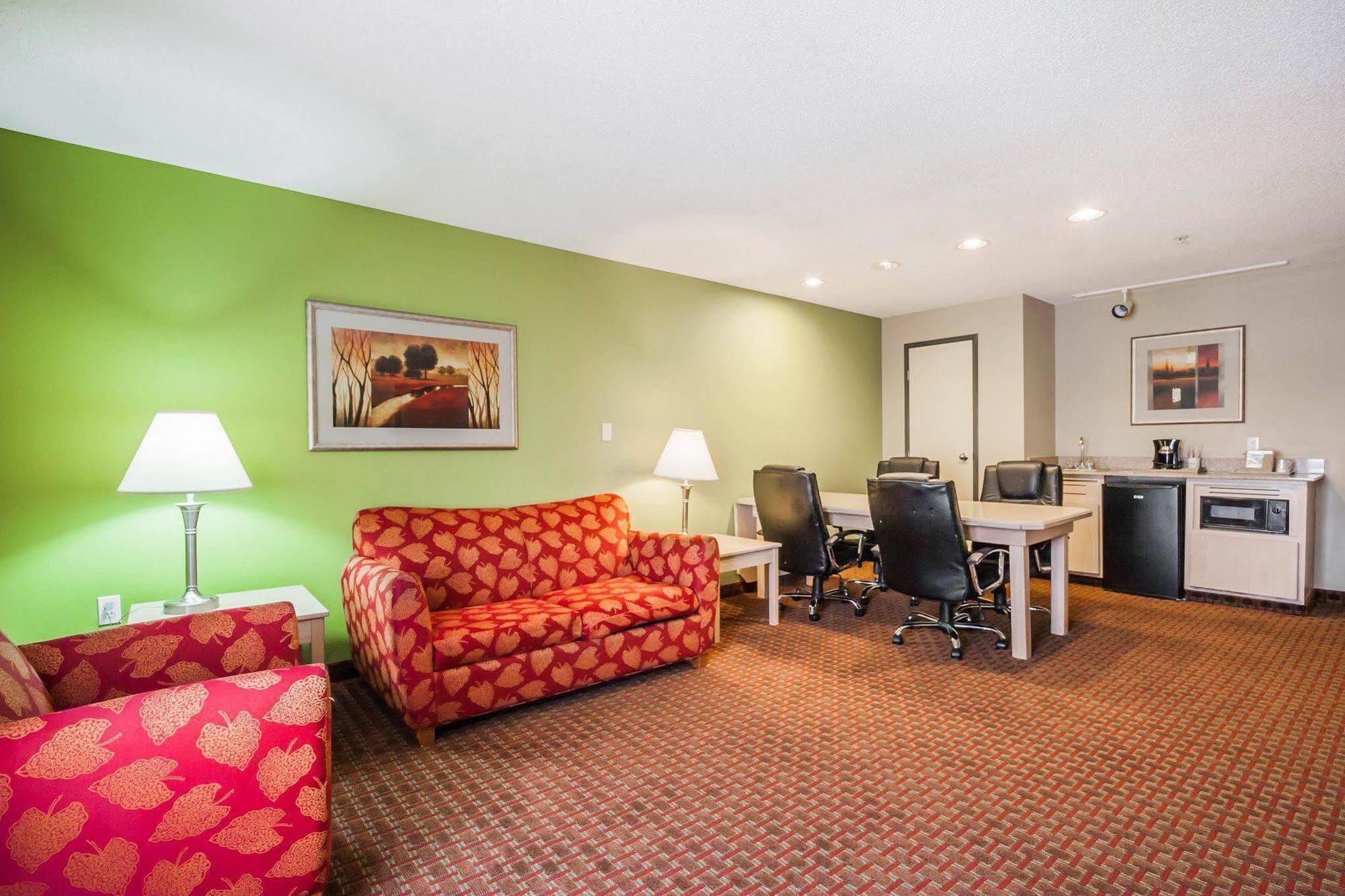 Quality Suites Memphis/ Wolfchase Galleria Екстер'єр фото